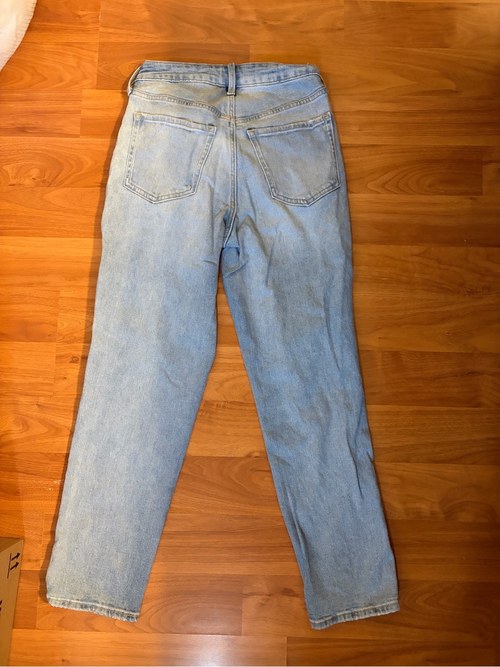 Old Navy Light Blue Straight Jeans - Picture 2 of 3